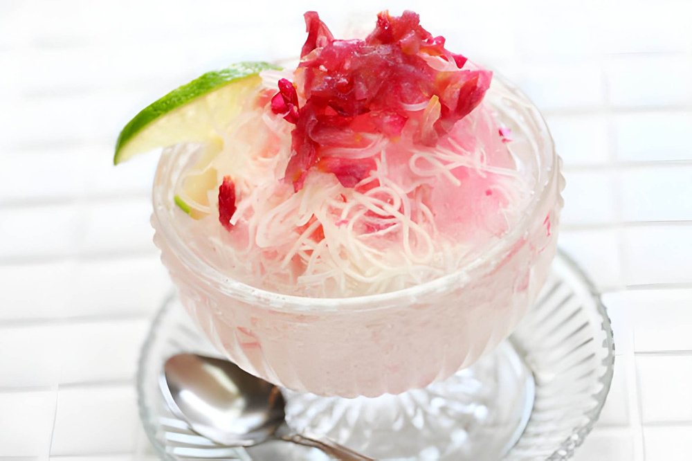 Faloodeh traditioan dessert