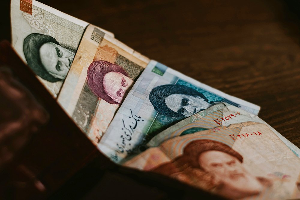 Iranian Rials currency shows in Tehran travel guide